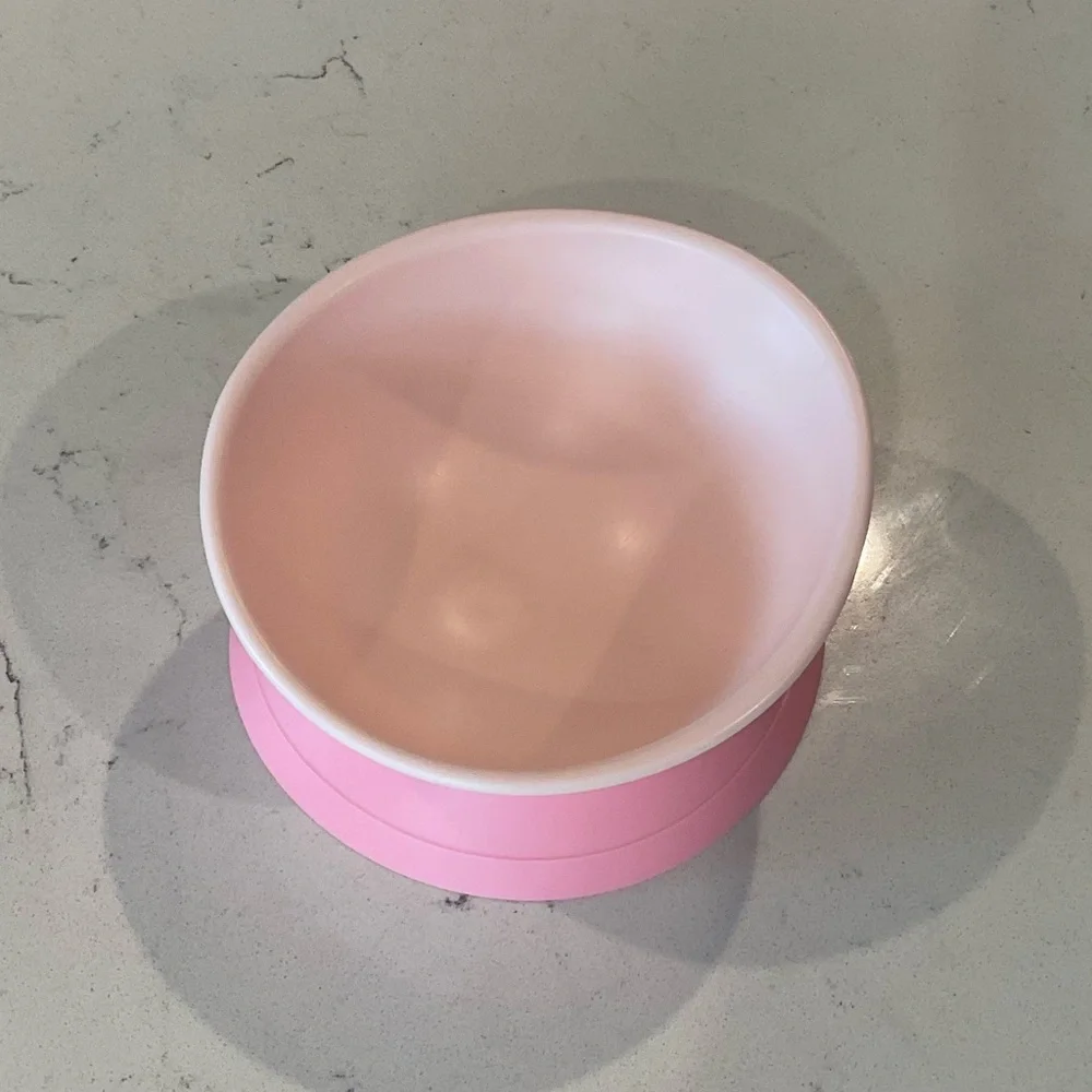 Pet Bowl, Cat/Dog feeder, Non-Slip Bottom Plastic Pet Bowl Pink in Color